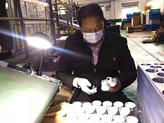 1640305750904190.jpg 640.webp.jpg